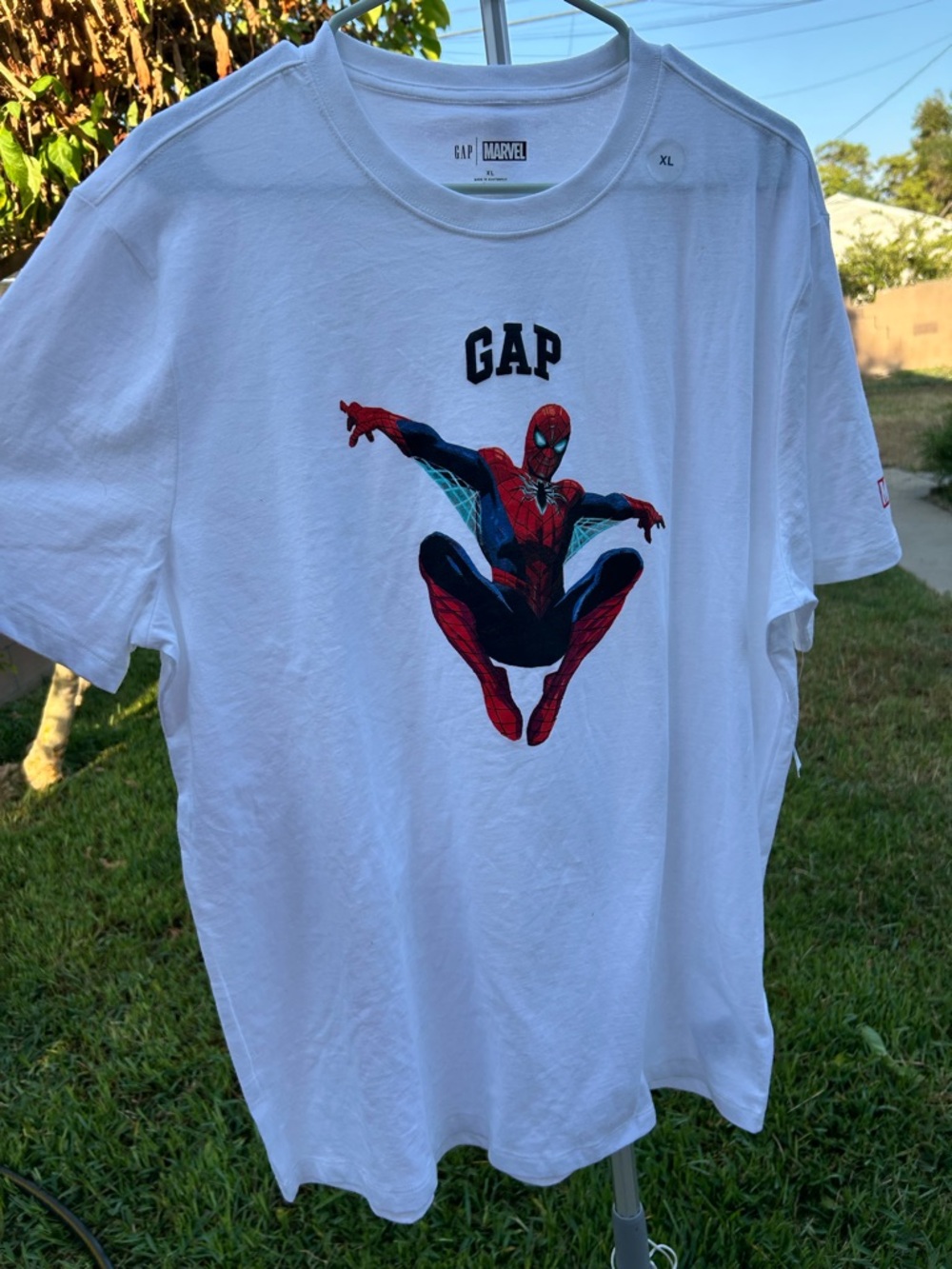 GAP x Marvel mens White Spider-Man Graphic Tee new with flaws (stains)